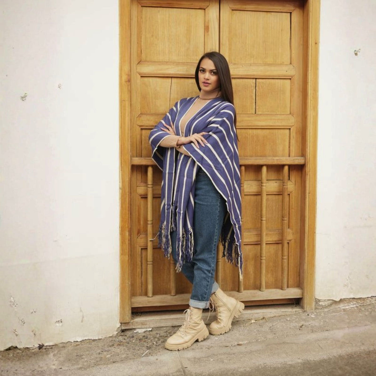 MACANA LÍNEAS BLANCO Y AZUL – Macana Gavilani, tejido artesanal hecho a mano en Ecuador