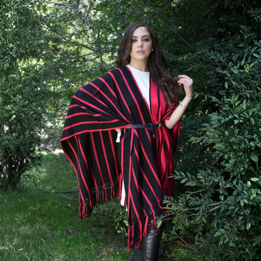 MACANA LÍNEAS NEGRO Y ROJO – Macana Gavilani, tejido artesanal hecho a mano en Ecuador