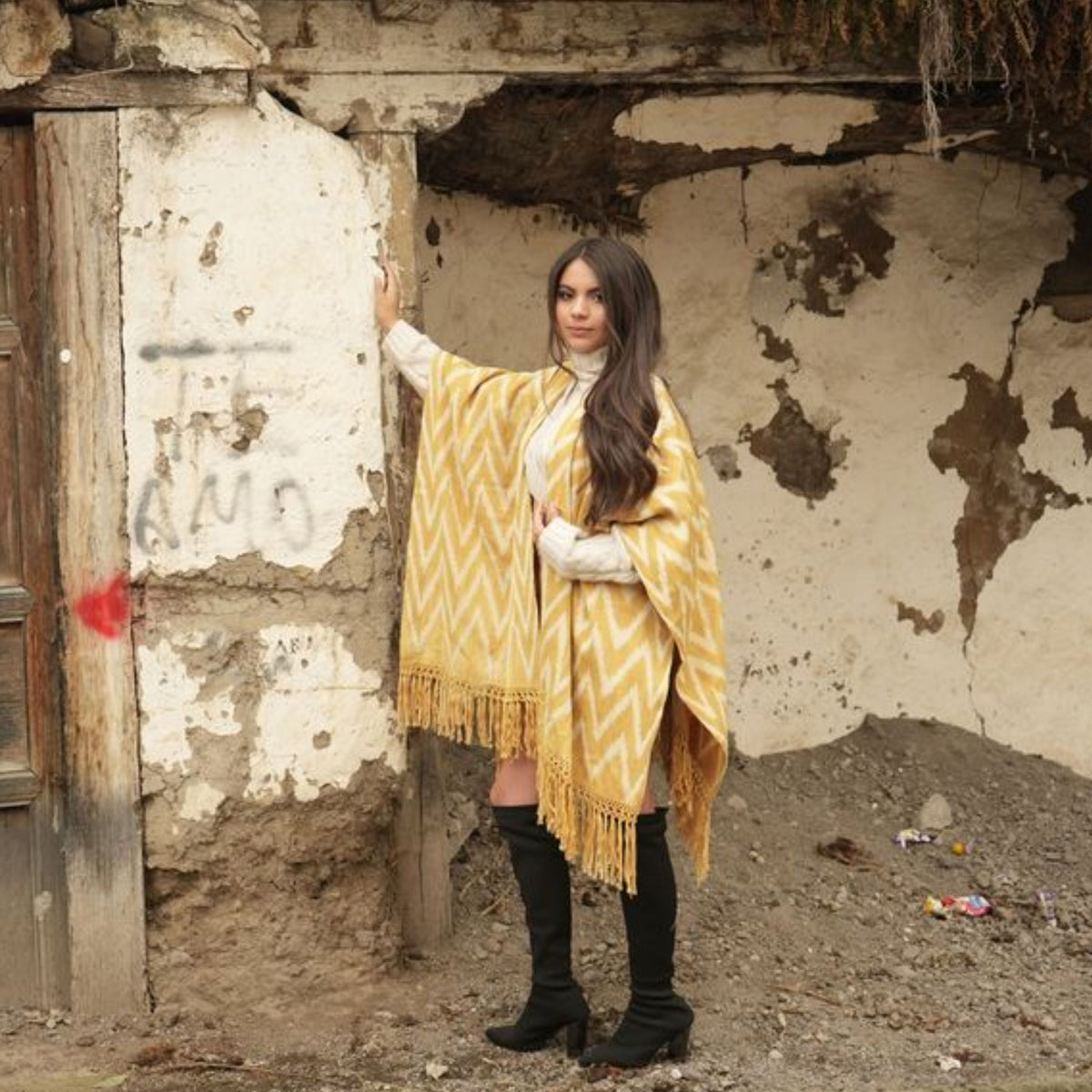 MACANA MONTAÑAS BEIGE Y AMARILLO – Macana Gavilani, tejido artesanal hecho a mano en Ecuador
