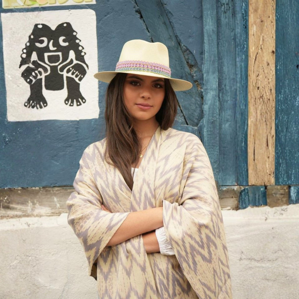 MACANA QUINGO BEIGE Y LILA – Macana Gavilani, tejido artesanal hecho a mano en Ecuador