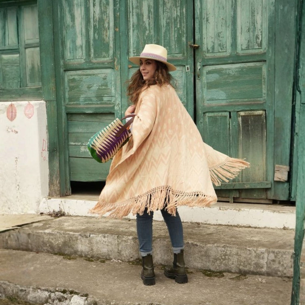MACANA QUINGO BEIGE Y ROSADO – Macana Gavilani, tejido artesanal hecho a mano en Ecuador